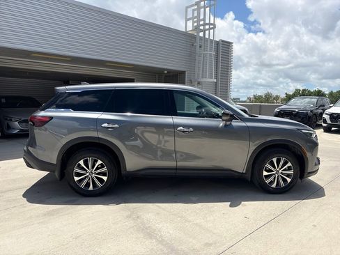 Used 2025 INFINITI QX60 Pure AWD/4WD image 9