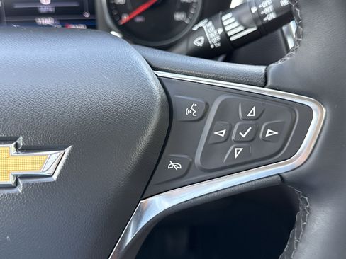 Used 2024 Chevrolet Equinox LT w/ LPO, Floor Liner Package FWD image 22