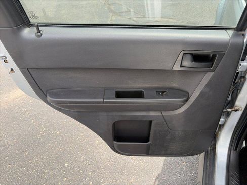 Used 2012 Ford Escape XLT FWD image 22