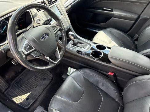 Used 2013 Ford Fusion Titanium FWD image 9