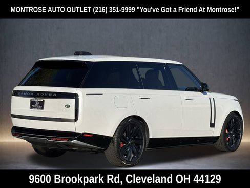 Used 2022 Land Rover Range Rover Long Wheelbase SE image 7