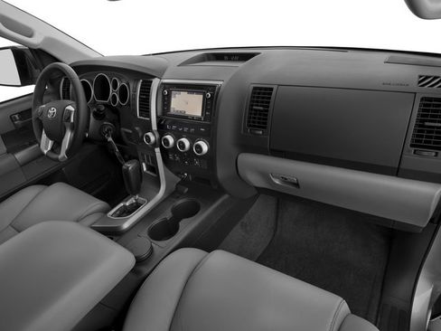 Used 2017 Toyota Sequoia SR5 w/ Premium Package AWD/4WD image 16