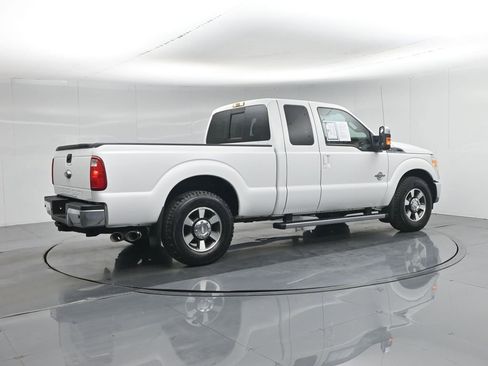 Used 2013 Ford F250 Lariat w/ Chrome Pkg image 27