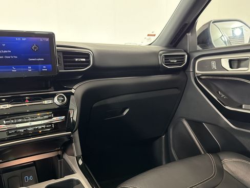Used 2022 Ford Explorer ST w/ ST Street Pack AWD/4WD image 29