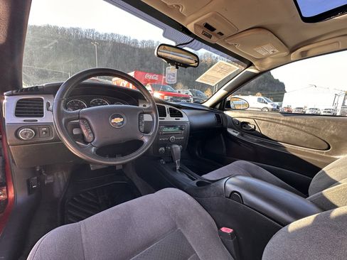 Used 2006 Chevrolet Monte Carlo LT w/ Preferred Equipment Group image 7
