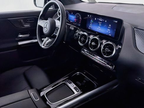 Certified 2026 Mercedes-Benz GLA 250 4MATIC image 17
