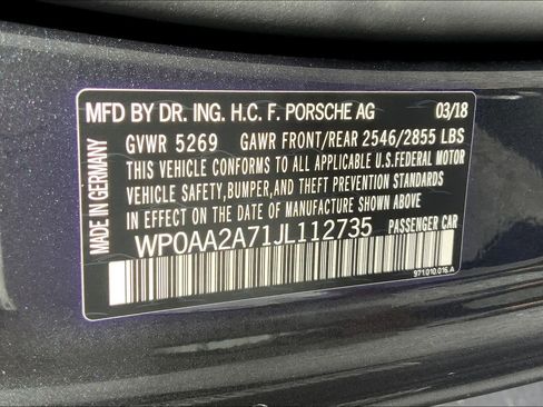 Used 2018 Porsche Panamera RWD image 34