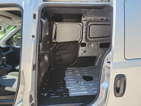 Used 2019 RAM ProMaster City Tradesman FWD image 23
