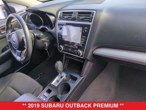 Used 2019 Subaru Outback 2.5i Premium image 39