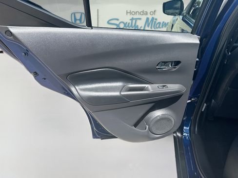 Used 2019 Nissan Kicks SR w/ SR Premium Package image 24