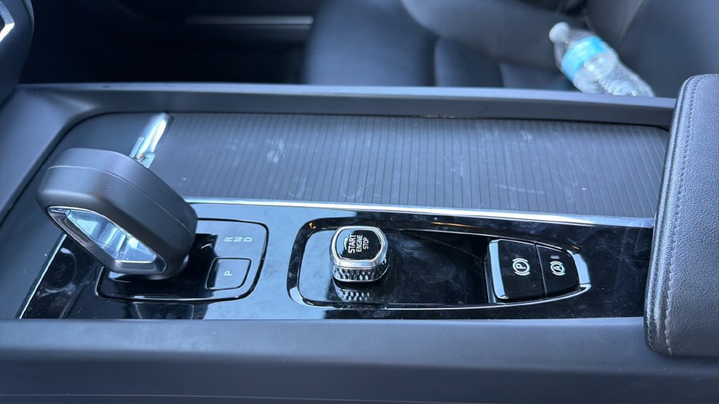 Used 2024 Volvo S60 B5 Core FWD image 15