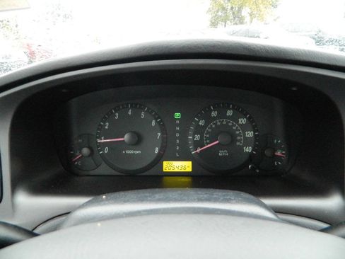 Used 2006 Hyundai Elantra GLS image 18