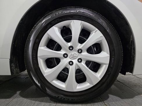 Used 2025 Toyota Corolla LE image 25