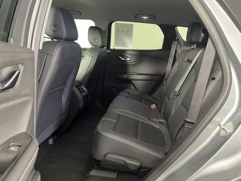 Used 2024 Chevrolet Blazer LT image 13
