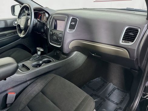 Used 2020 Dodge Durango SXT image 32