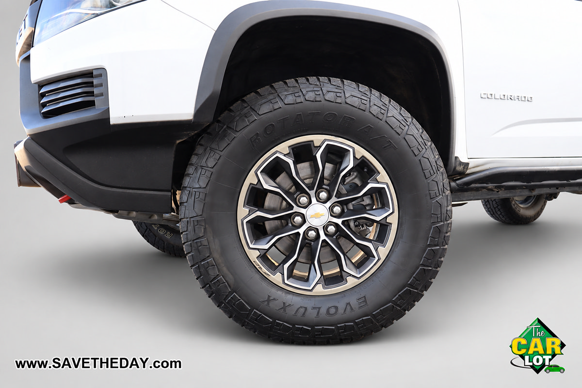Used 2021 Chevrolet Colorado ZR2 AWD/4WD image 3