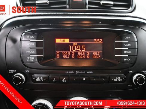 Used 2014 Kia Soul FWD image 14