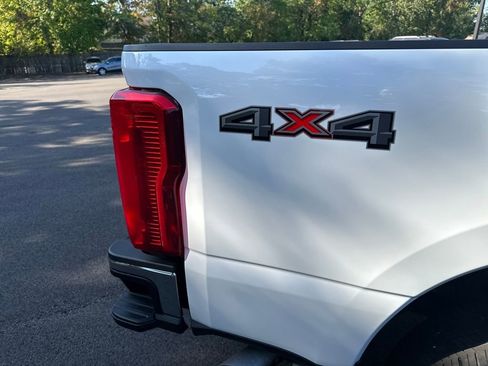 Used 2024 Ford F250 XLT image 14