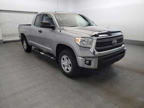 Used 2015 Toyota Tundra SR5 image 13