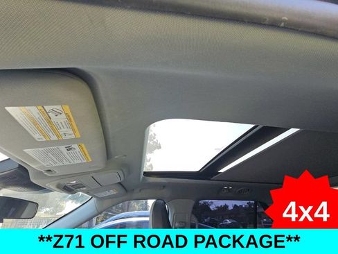 Used 2022 Chevrolet Silverado 1500 LTZ w/ Technology Package AWD/4WD image 23