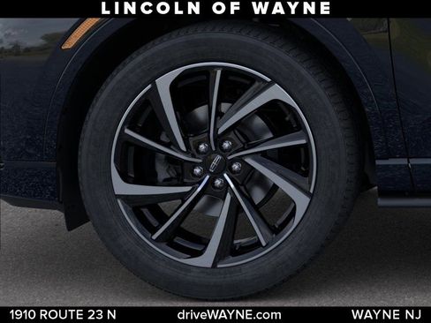 New 2026 Lincoln Corsair Grand Touring AWD/4WD image 20