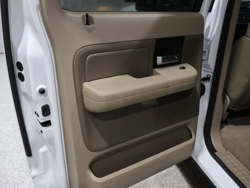 Used 2006 Ford F150 XLT image 19