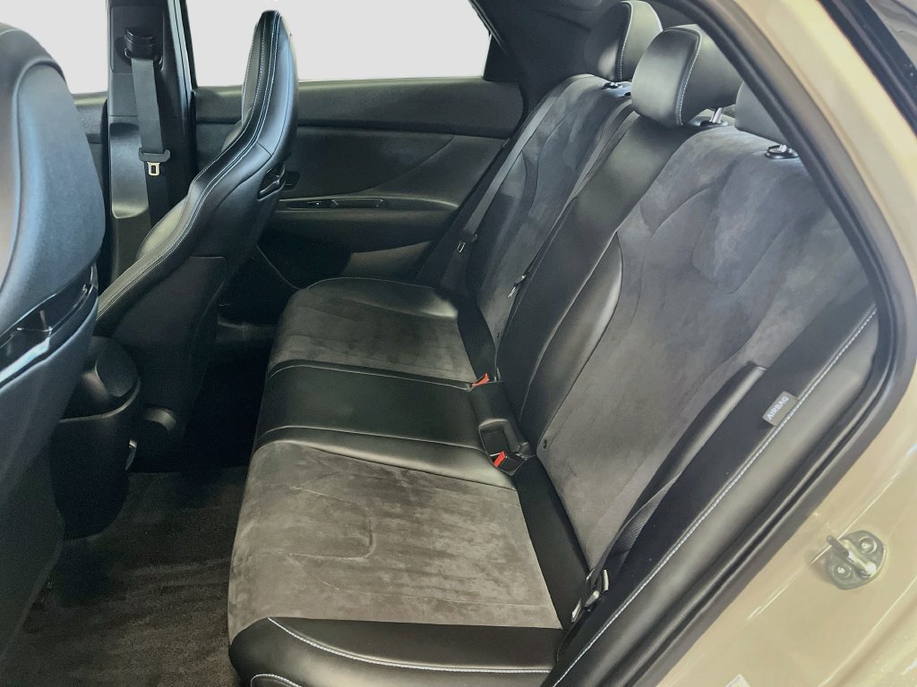 Used 2025 Hyundai Elantra N FWD image 25