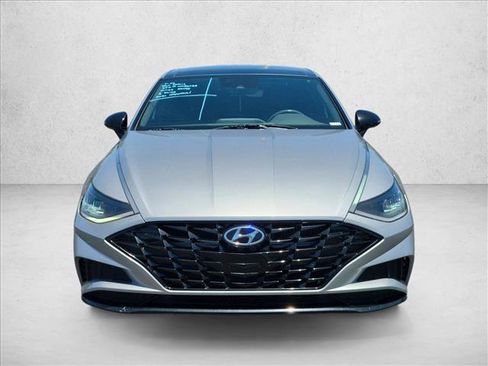 Used 2021 Hyundai Sonata SEL Plus w/ Tech Package FWD image 2