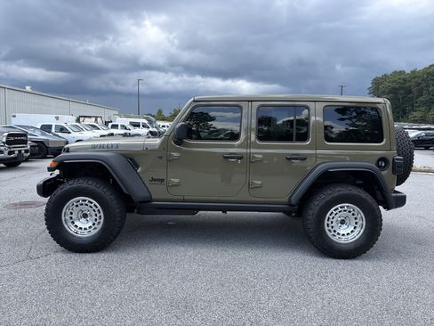 Used 2026 Jeep Wrangler Unlimited Sport AWD/4WD image 4