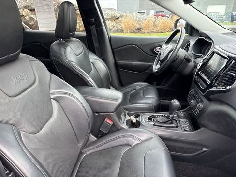 Used 2019 Jeep Cherokee Limited image 10
