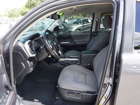 Used 2021 Toyota Tacoma SR5 RWD image 16