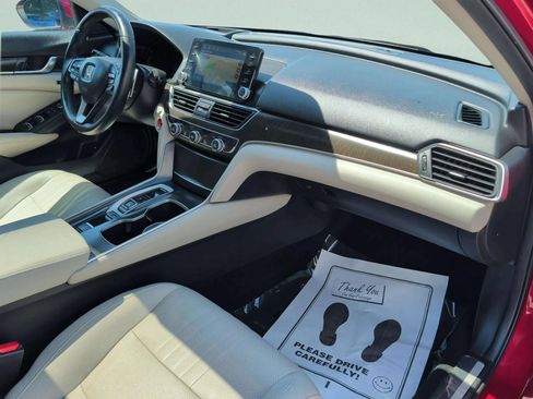 Used 2018 Honda Accord Touring image 37