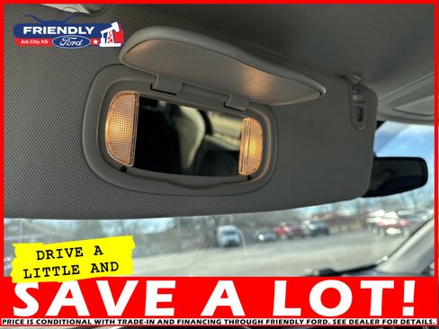 Used 2023 Chrysler Voyager LX image 40