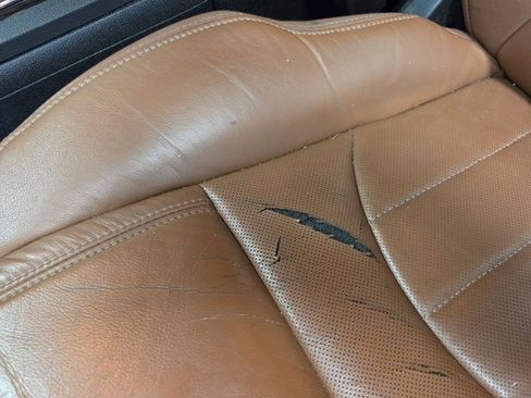 Used 2016 Chevrolet Traverse LTZ FWD image 29