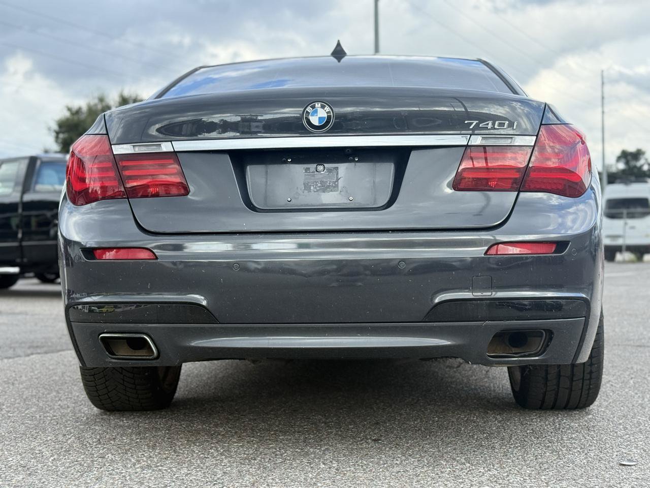 Used 2015 BMW 740i RWD image 23
