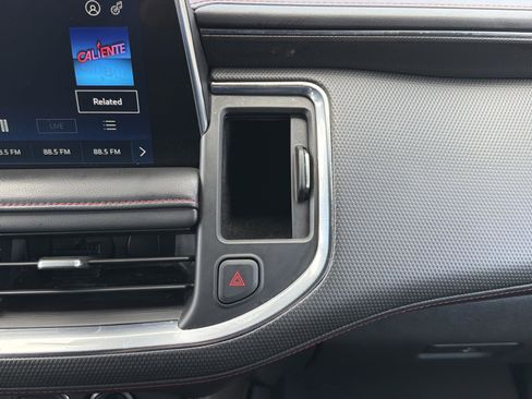 Used 2023 Chevrolet Suburban RST RWD image 35