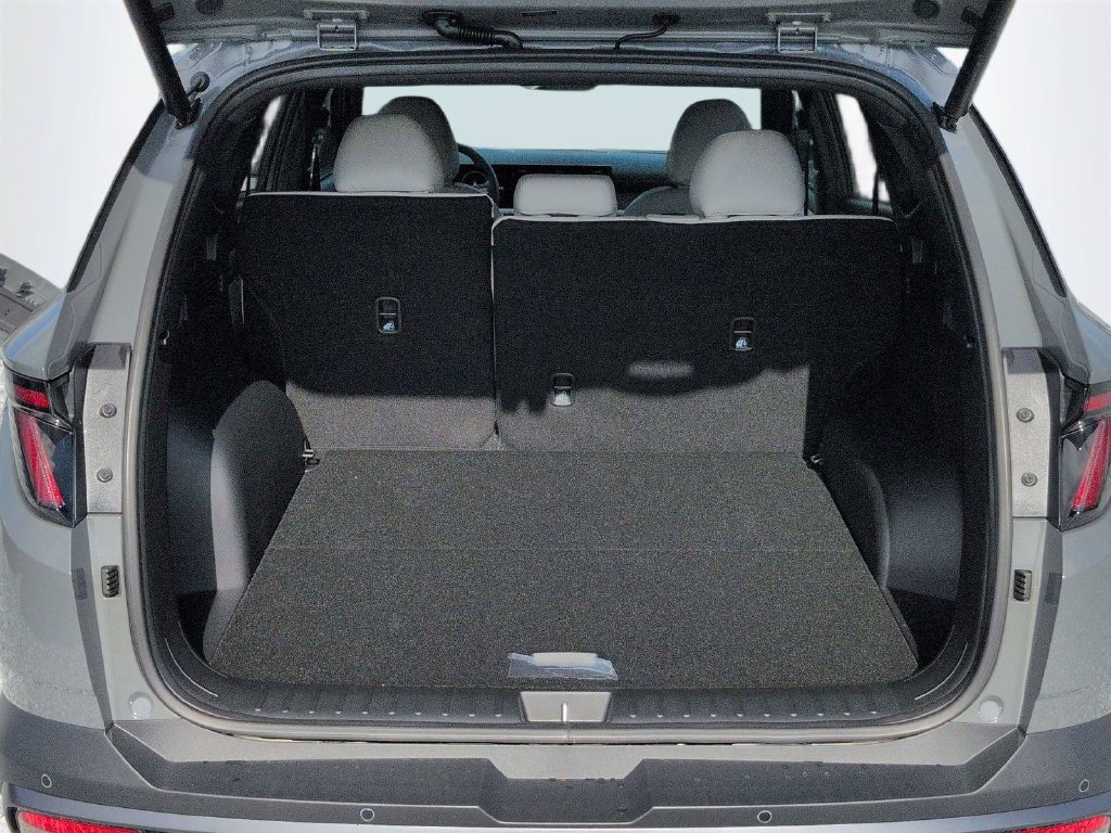 New 2026 Hyundai Tucson Limited FWD image 16
