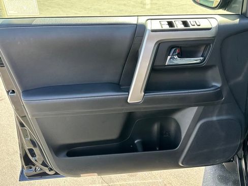 Used 2023 Toyota 4Runner SR5 Premium image 15