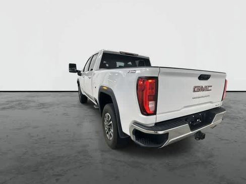 Used 2021 GMC Sierra 2500 SLE w/ SLE Value Package; AWD/4WD image 2