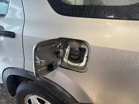 Used 2006 Honda CR-V LX image 11