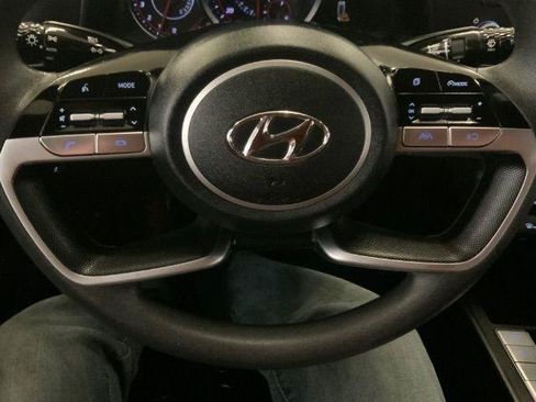 Used 2023 Hyundai Elantra SEL FWD image 23