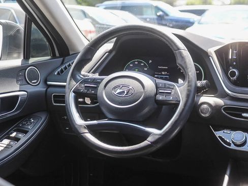 Used 2022 Hyundai Sonata Limited FWD image 19