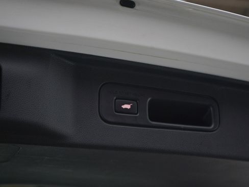 Used 2017 Ford Focus RS image 38