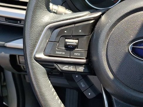 Used 2022 Subaru Forester Premium AWD/4WD image 22