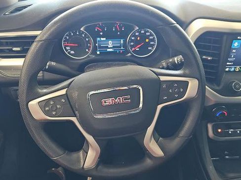Used 2023 GMC Acadia SLE FWD image 12