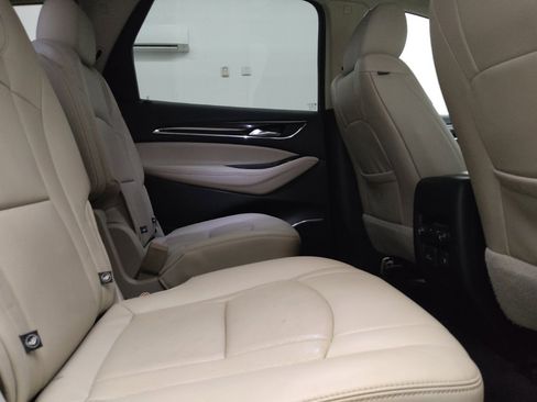 Used 2019 Buick Enclave Essence FWD image 19