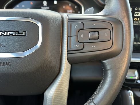 Used 2022 GMC Sierra 1500 Denali image 21