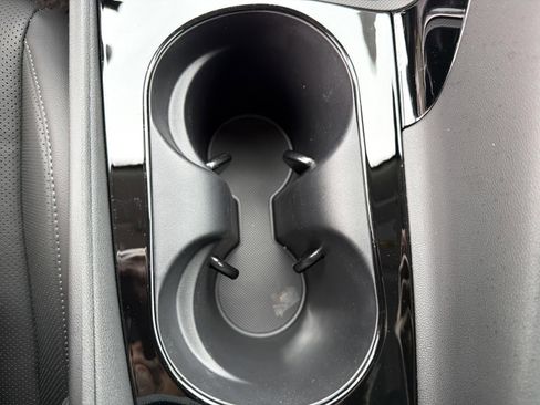 New 2026 Hyundai Elantra Limited FWD image 17