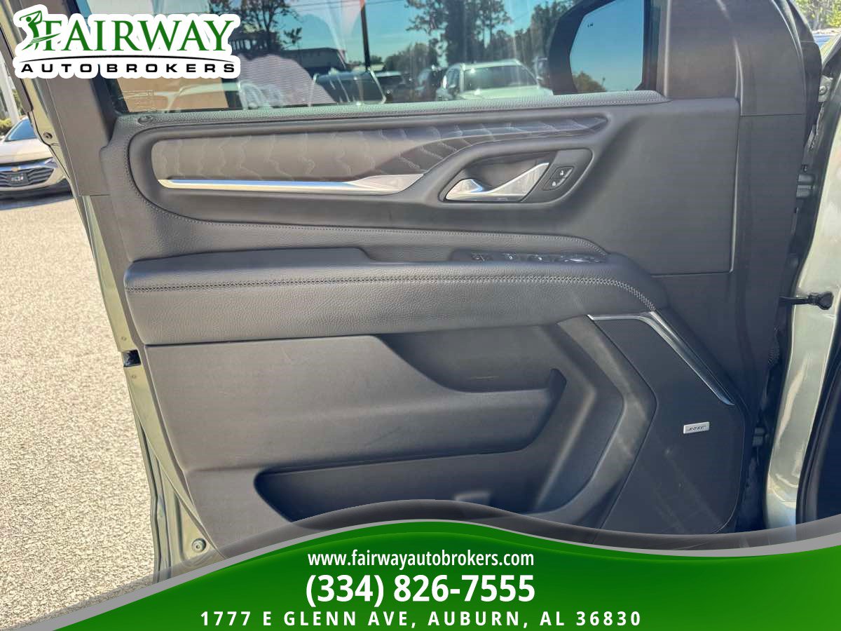 Used 2023 GMC Yukon XL Denali w/ Advanced Technology Package RWD image 32