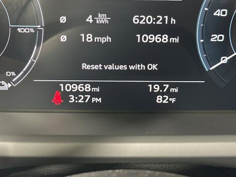 Used 2022 Audi e-tron GT Prestige w/ Prestige Package image 22